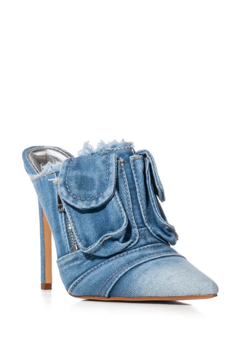 AZALEA WANG FREEDOM CLOSED TOE MULE IN DENIM