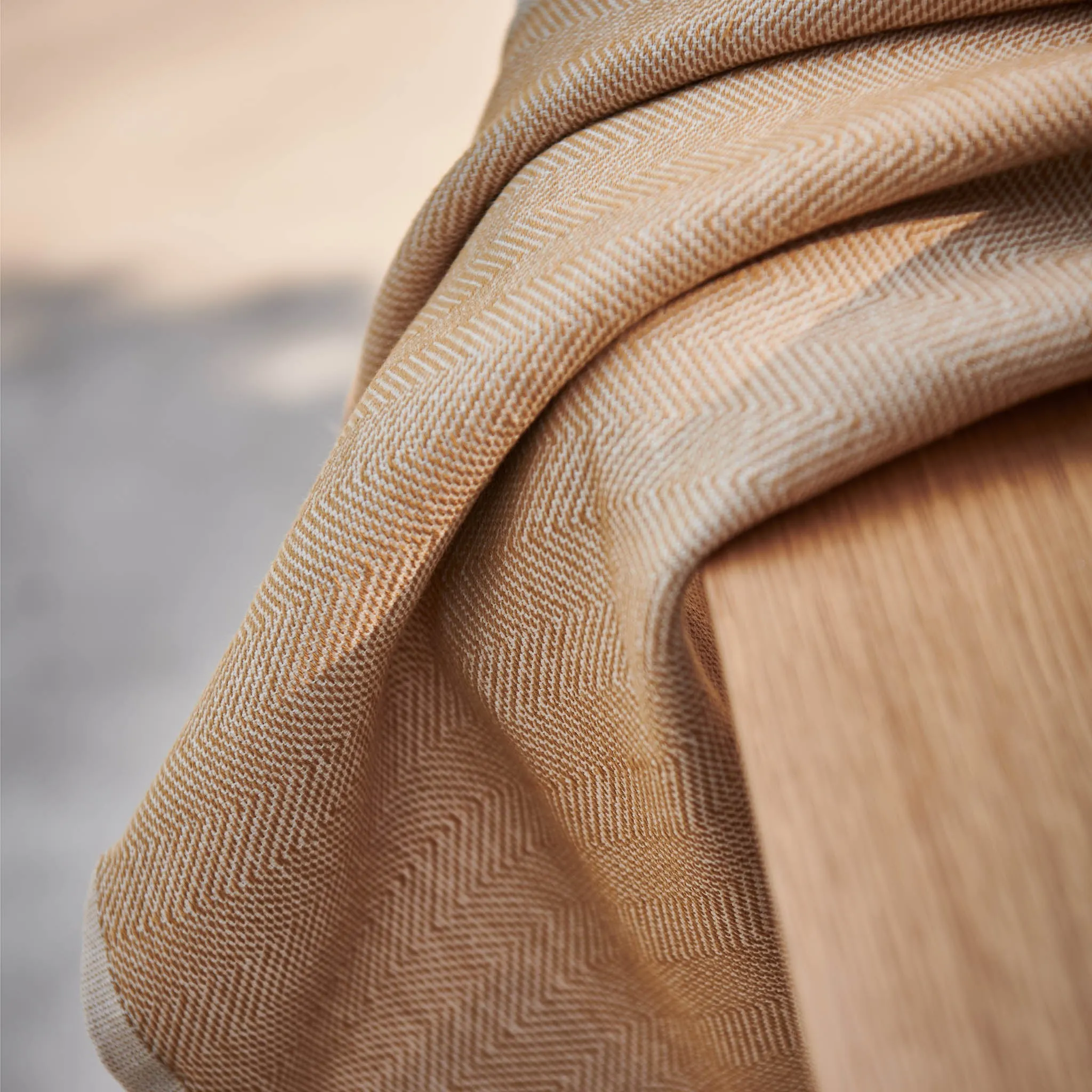 Ilhavo Towel [Ochre/Natural white]