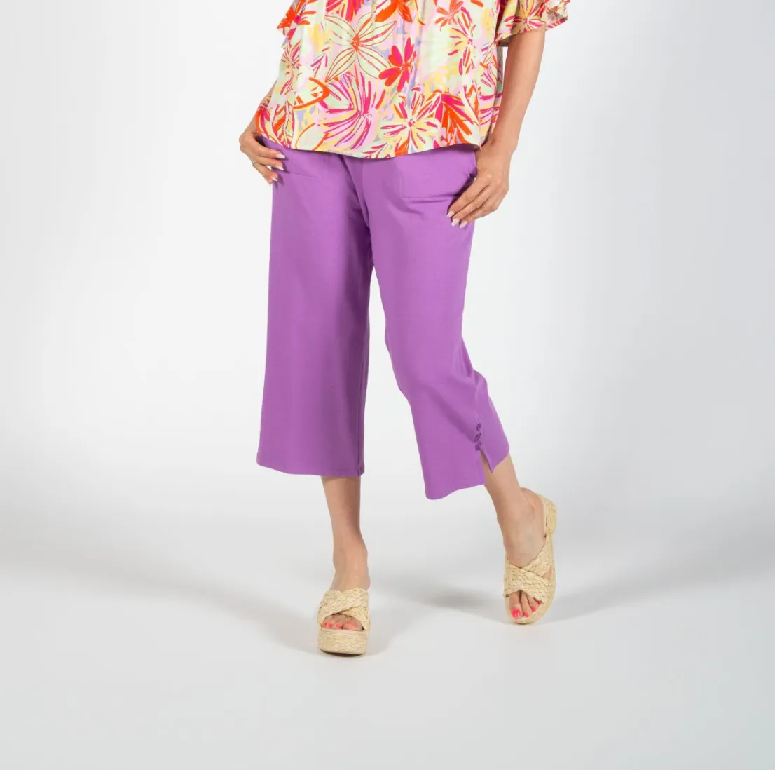 Iris Bamboo Terry Capri with Button Detail