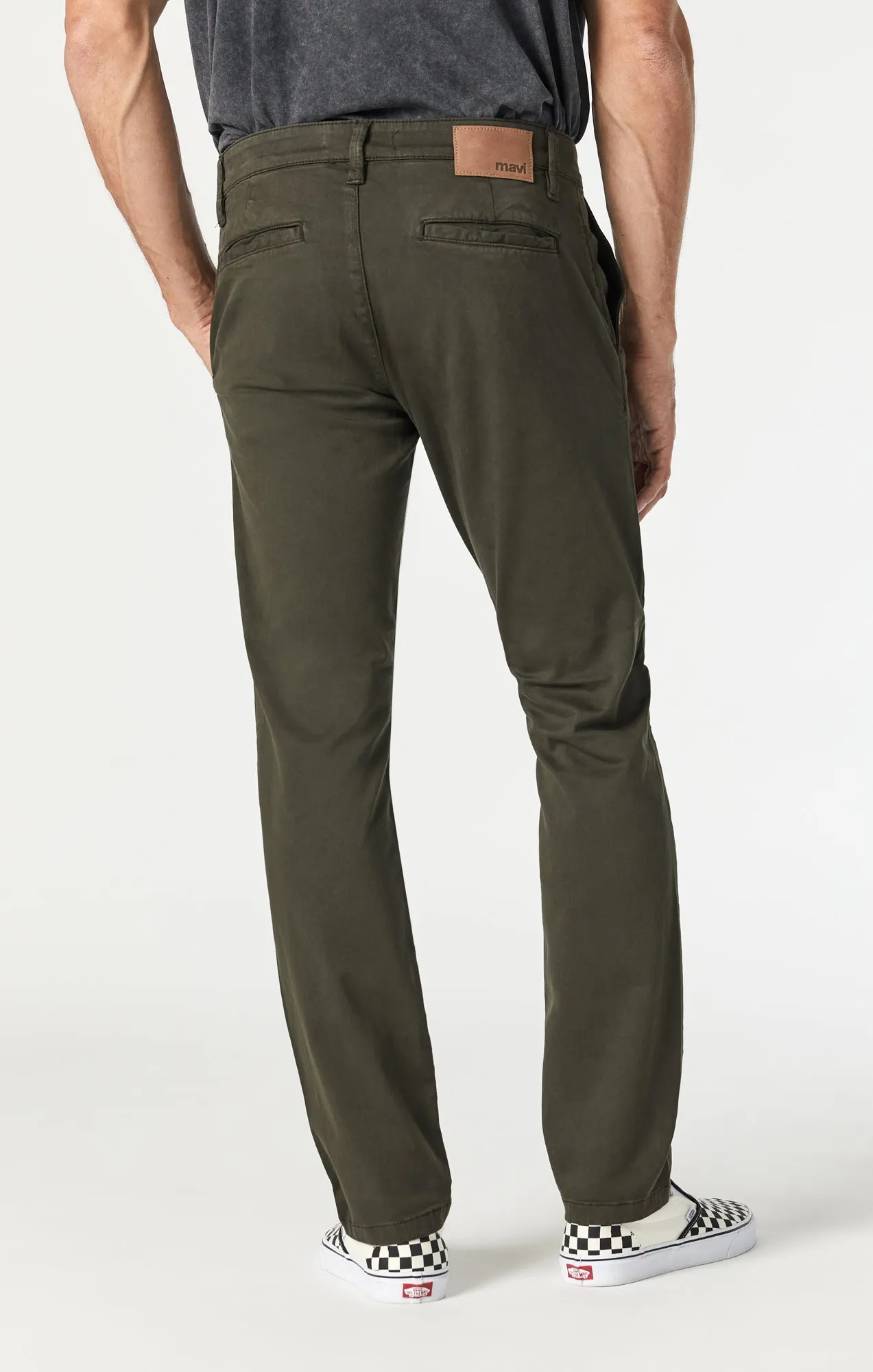 JOHNNY SLIM LEG CHINO PANTS IN DARK GREEN TWILL