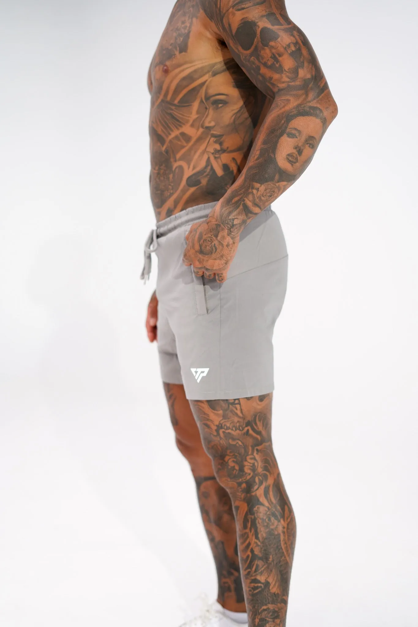 KTP PERFORMANCE SHORTS - GREY