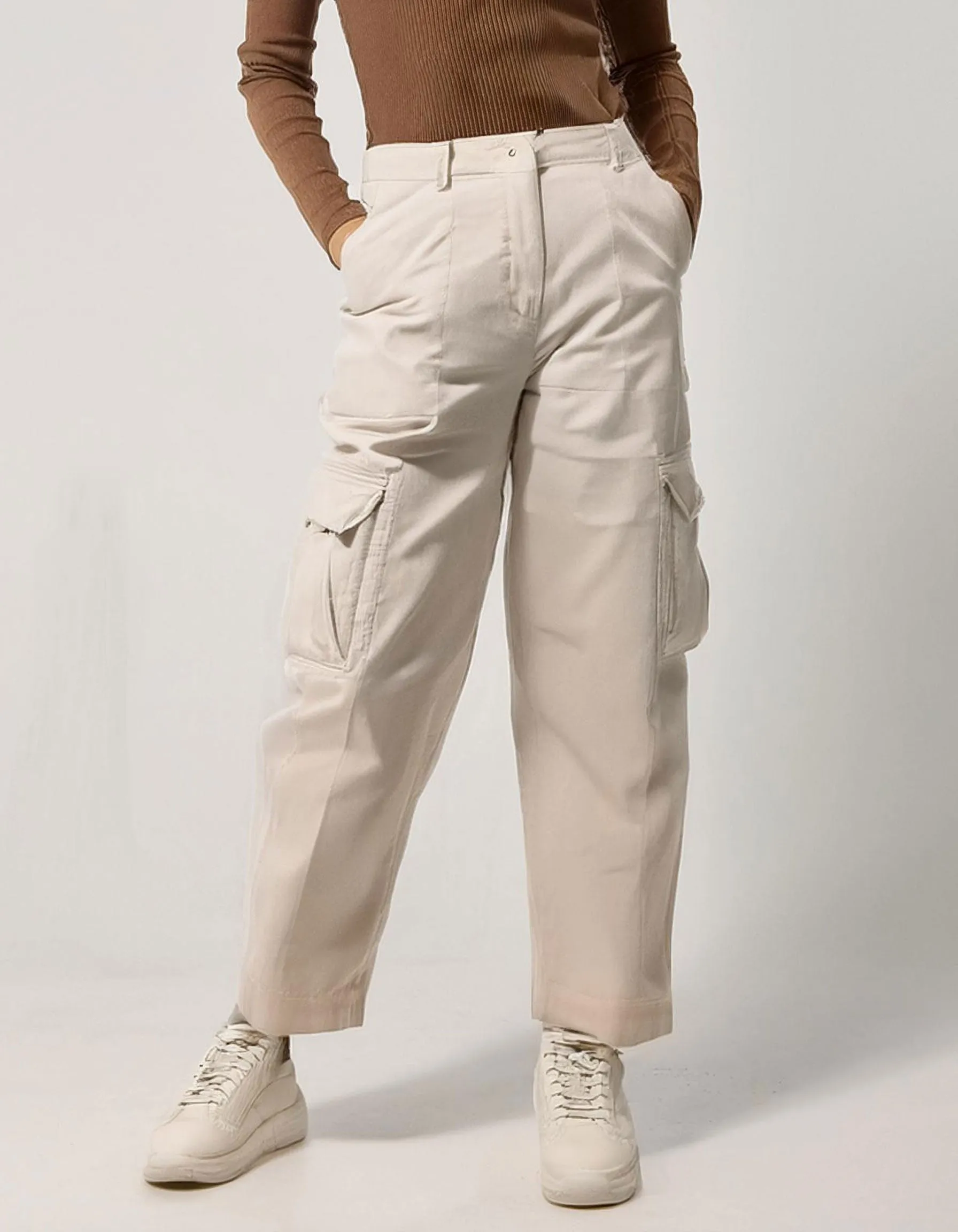 Off-White Cargo Pants