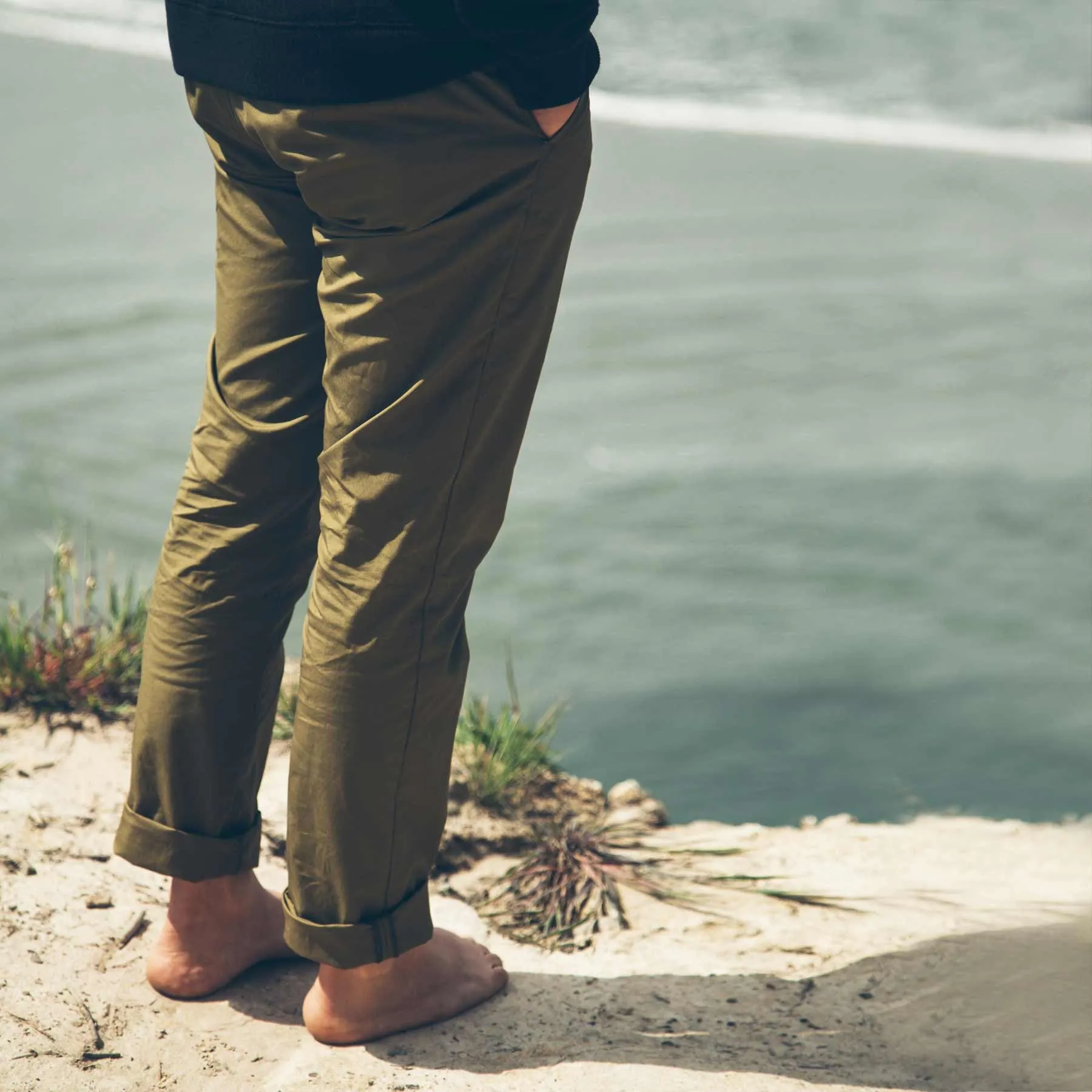 The Travel Chino in Olive